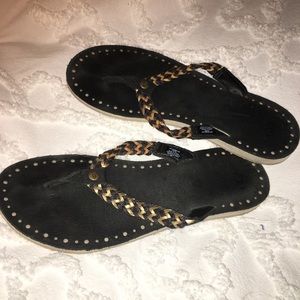 3/$20 UGG braided flip flops
